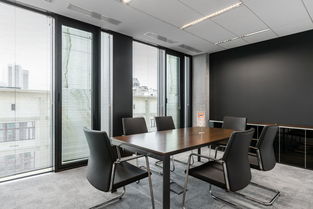 時尚辦公網(wǎng) 辦公設(shè)計 設(shè)計欣賞 暗調(diào)黑白灰 dvk euro service華沙辦公設(shè)計欣賞